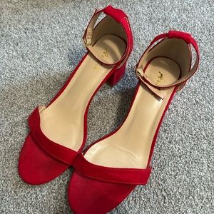 Women’s size 7.5 Ankis RED 1.5 inch high-heels